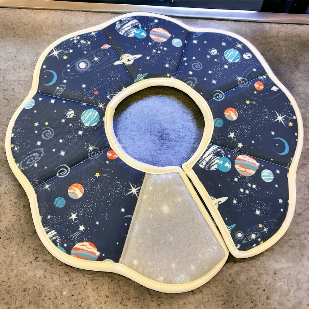 New Elizabethan Soft Dog Collar with Velcro Close - Galactic Design, Small, NWOT - Picture 6 of 7